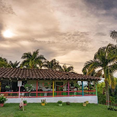 Rancho Chihuahua Hotel Filandia Exterior foto